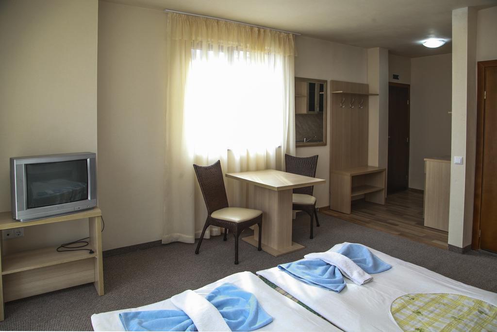 Ravda Bay Guest House Exterior foto