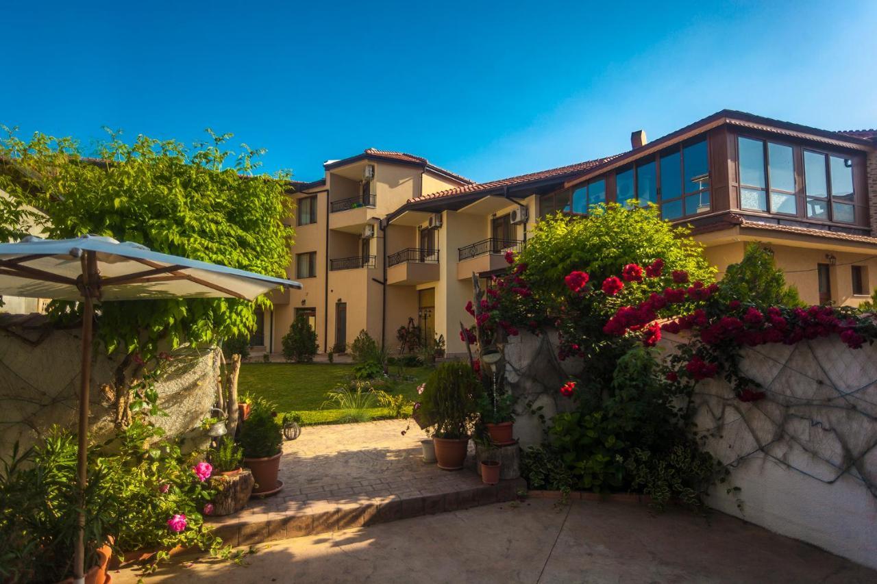 Ravda Bay Guest House Exterior foto